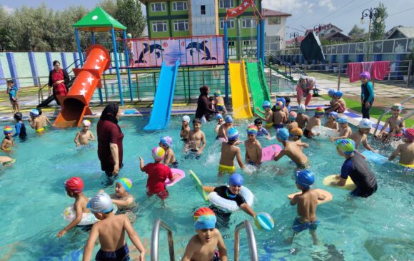 KG1 Students’ Swimming Pool Activity